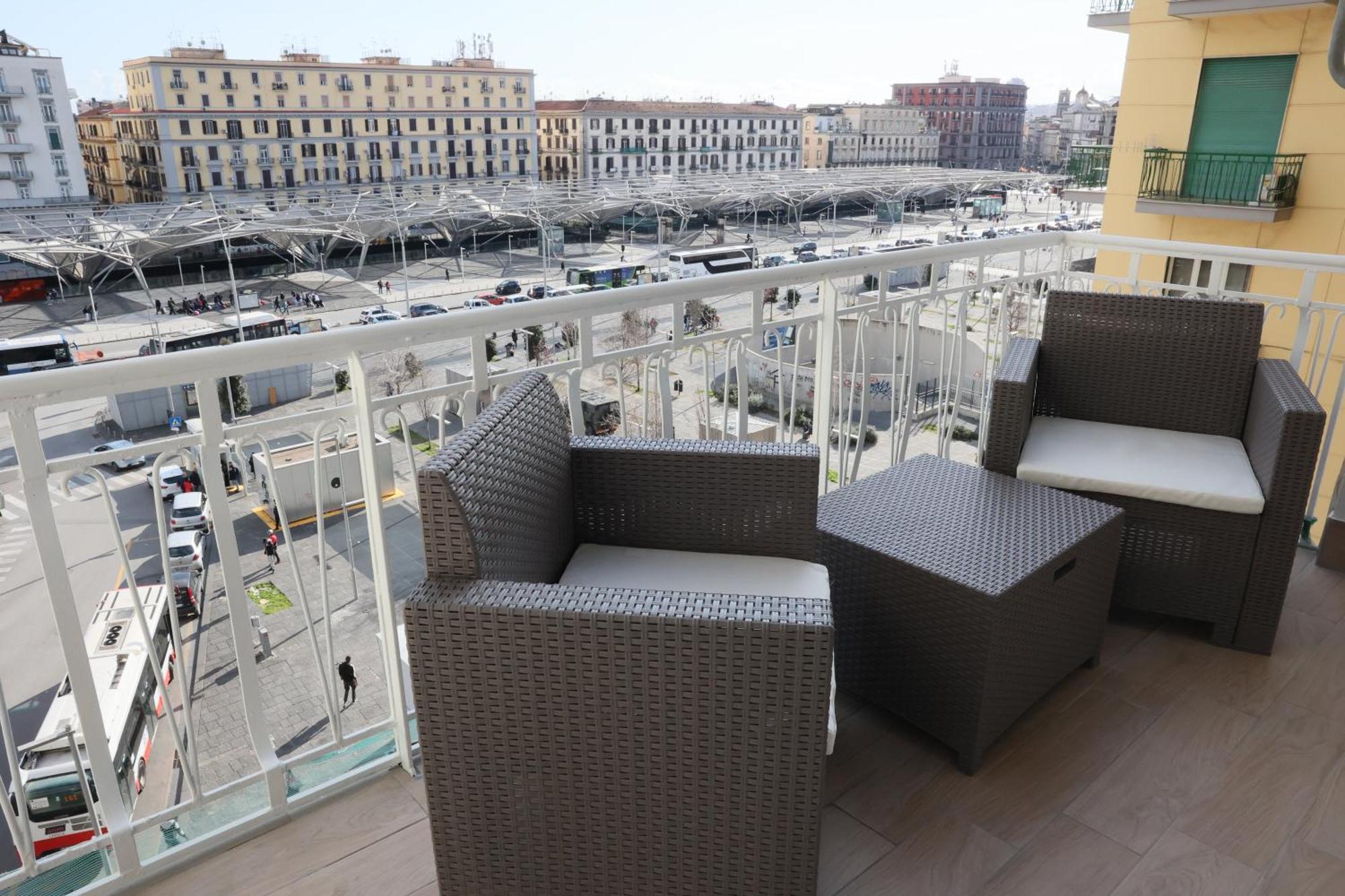 Napoli Central Suites エクステリア 写真