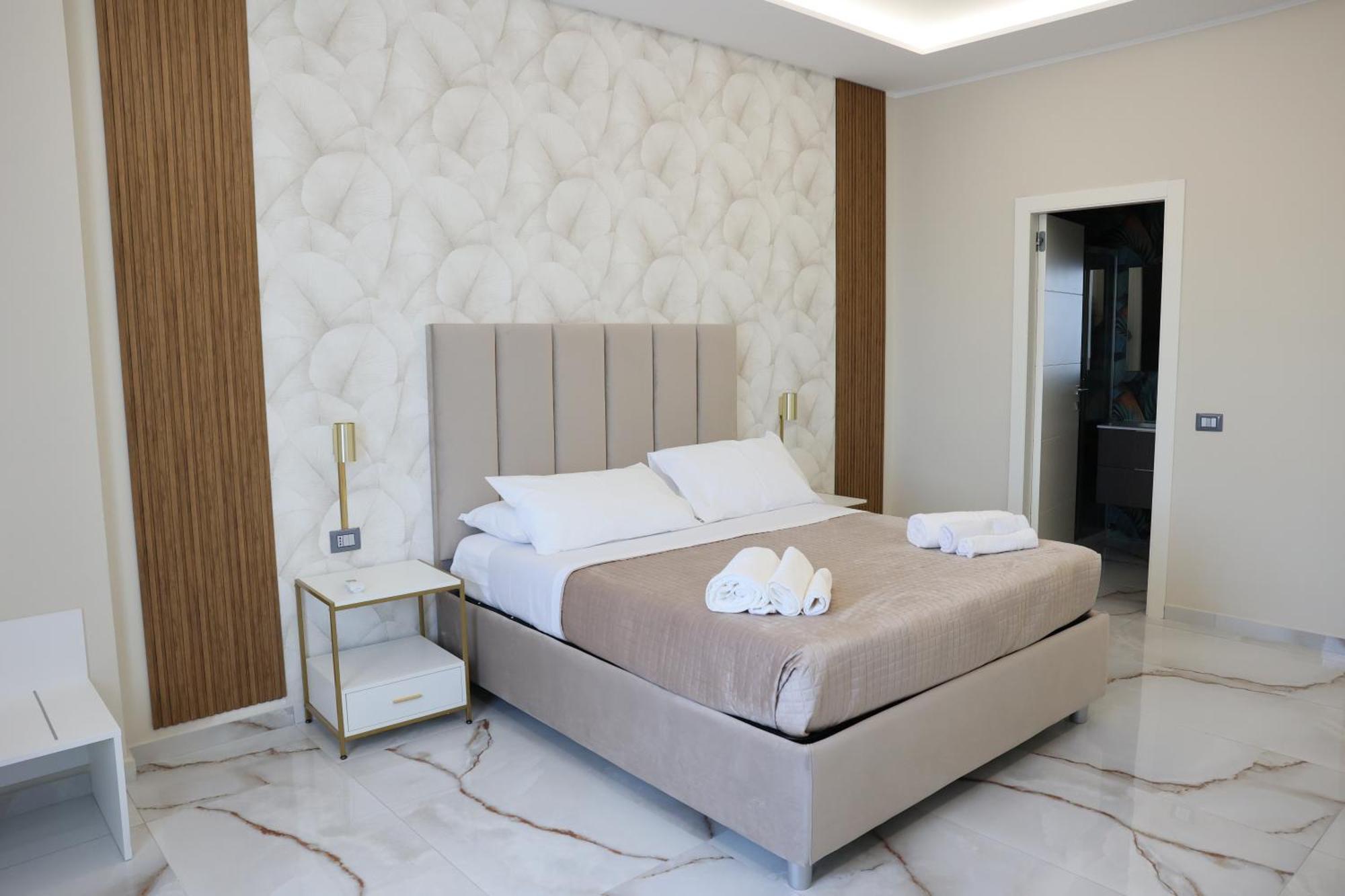 Napoli Central Suites エクステリア 写真