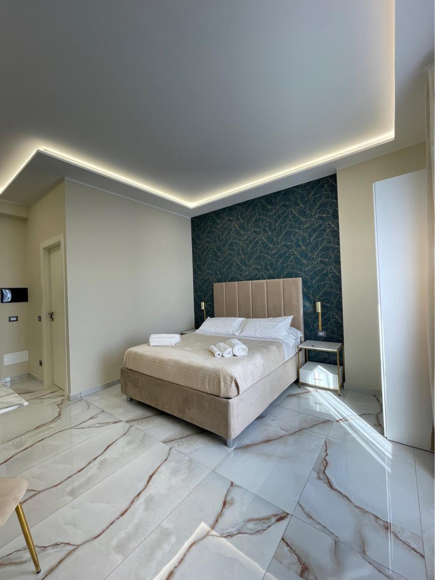 Napoli Central Suites エクステリア 写真